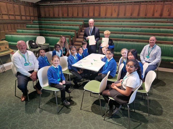 Justin Welcomes Gorse Hill School To Parliament