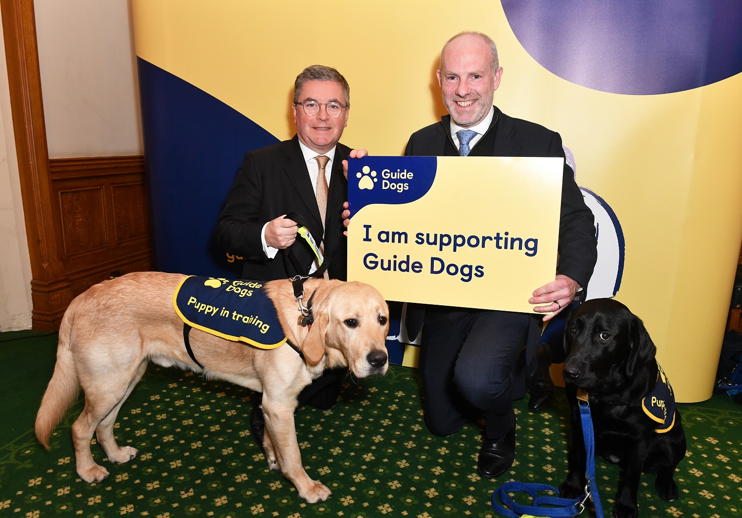 Justin Meets Guide Dog Users In Parliament